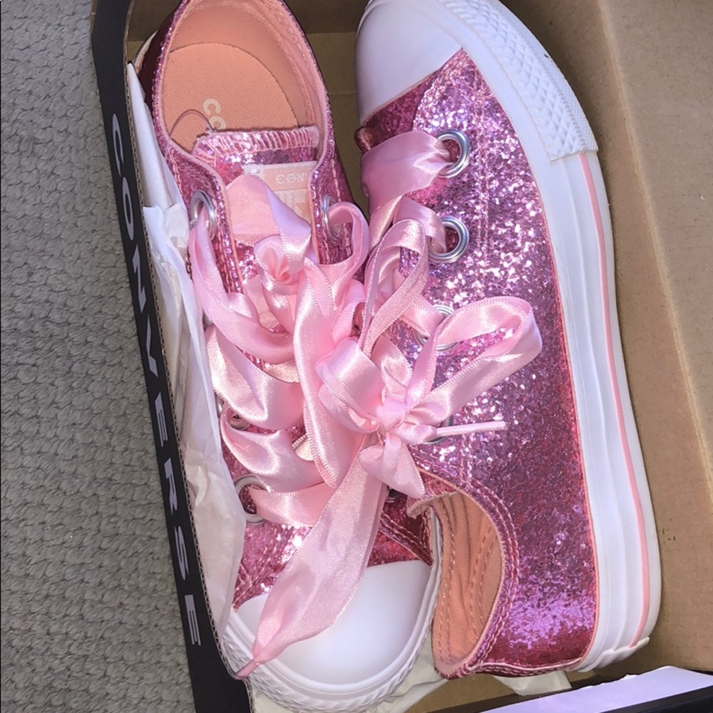 Baby pink ribbon sneakers